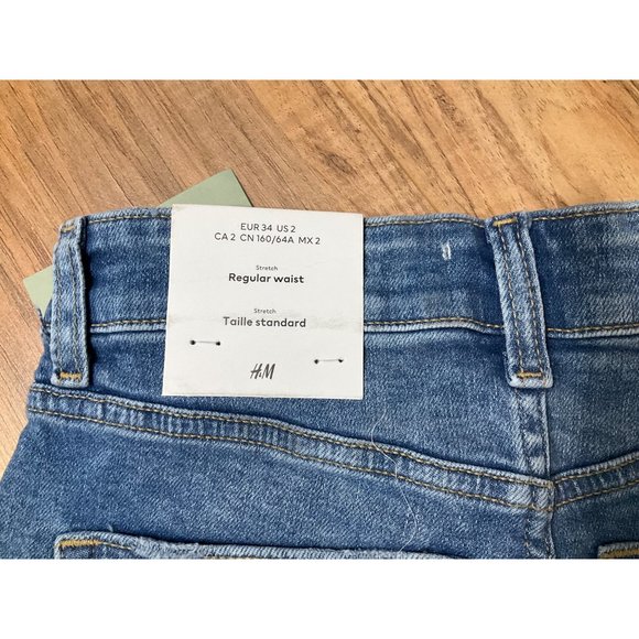 NWT Women's H&M Denim Shorts Regular Waist Size 2 - Picture 10 of 13